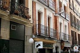 Hostal Oporto Madrid